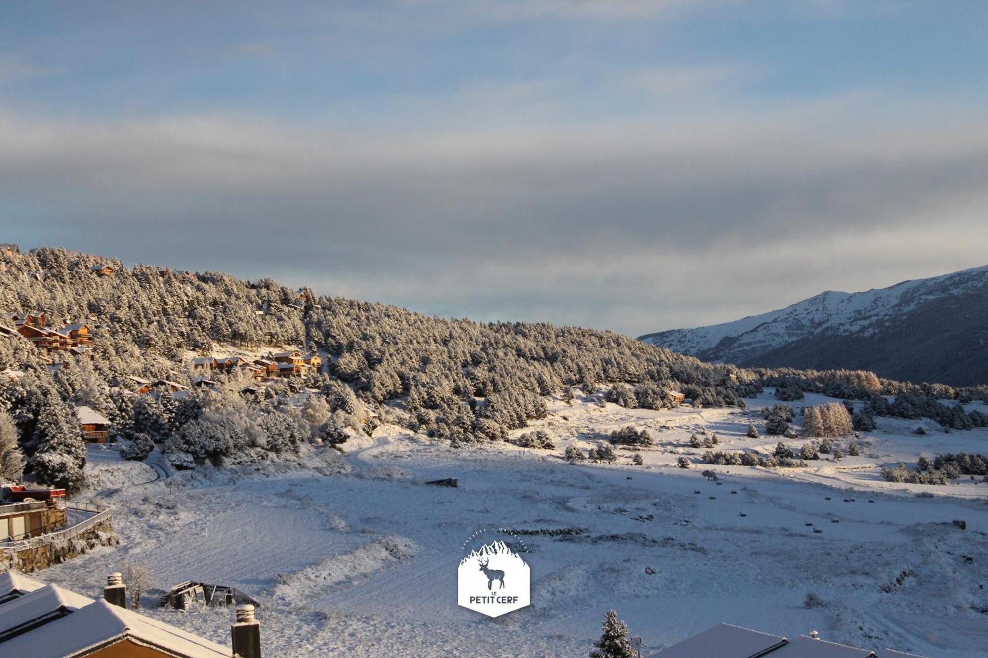 Le Petit Ours & Le Petit Cerf - Studios Vue Lac & Montagnes Лез-Англь Экстерьер фото